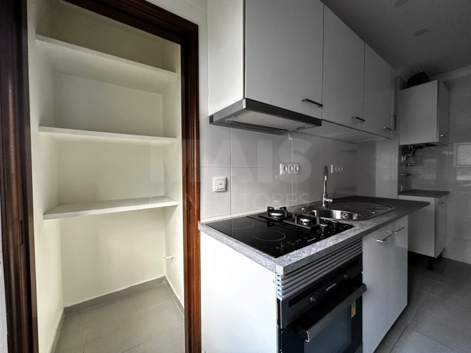 Apartamento T2 para Venda em Encosta do Sol Foto 2