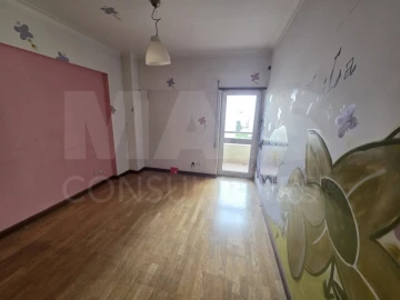 Apartamento T3 para Venda em Carregado e Cadafais