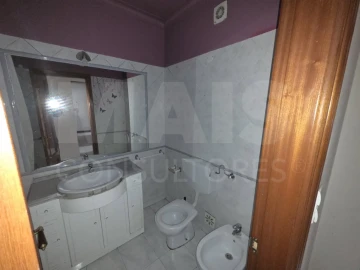 Apartamento T3 para Venda em Carregado e Cadafais