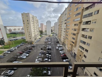 Apartamento T3 para Venda em Carregado e Cadafais