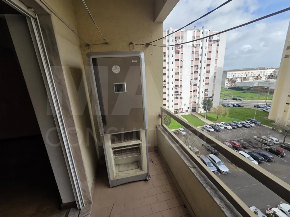 Apartamento T3 para Venda em Carregado e Cadafais Foto 5