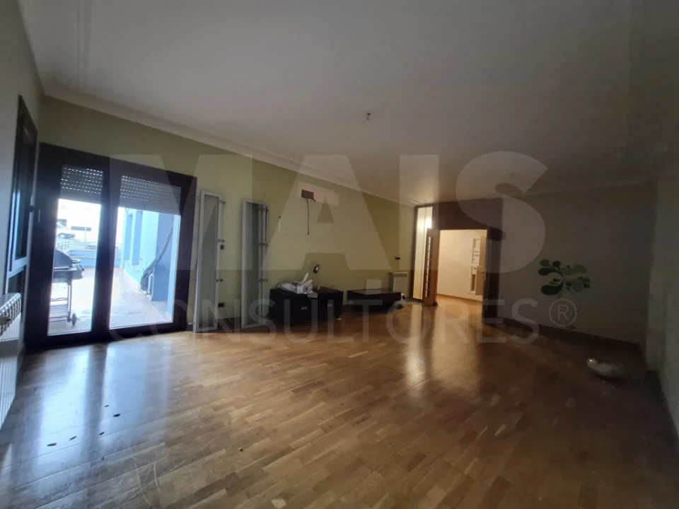 Apartamento T2 para Venda em Vila Franca de Xira Foto 6