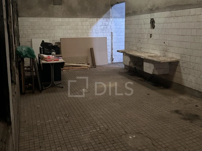 Prédio para Venda em Milheiros Foto 5