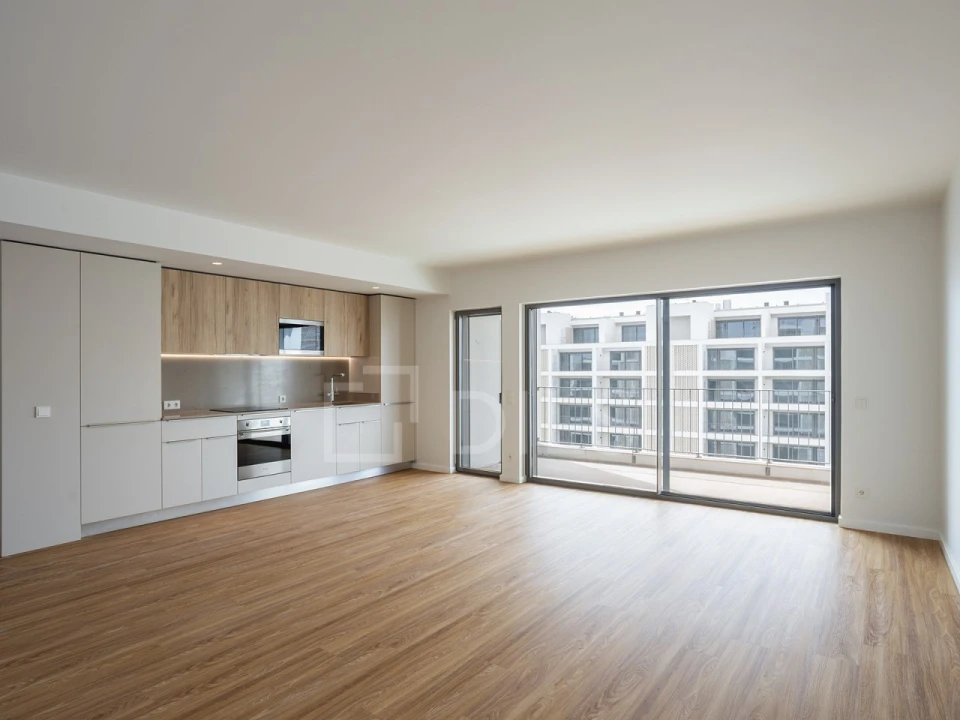 Apartamento T2 para Venda em Santo António dos Cavaleiros e Frielas Foto 2