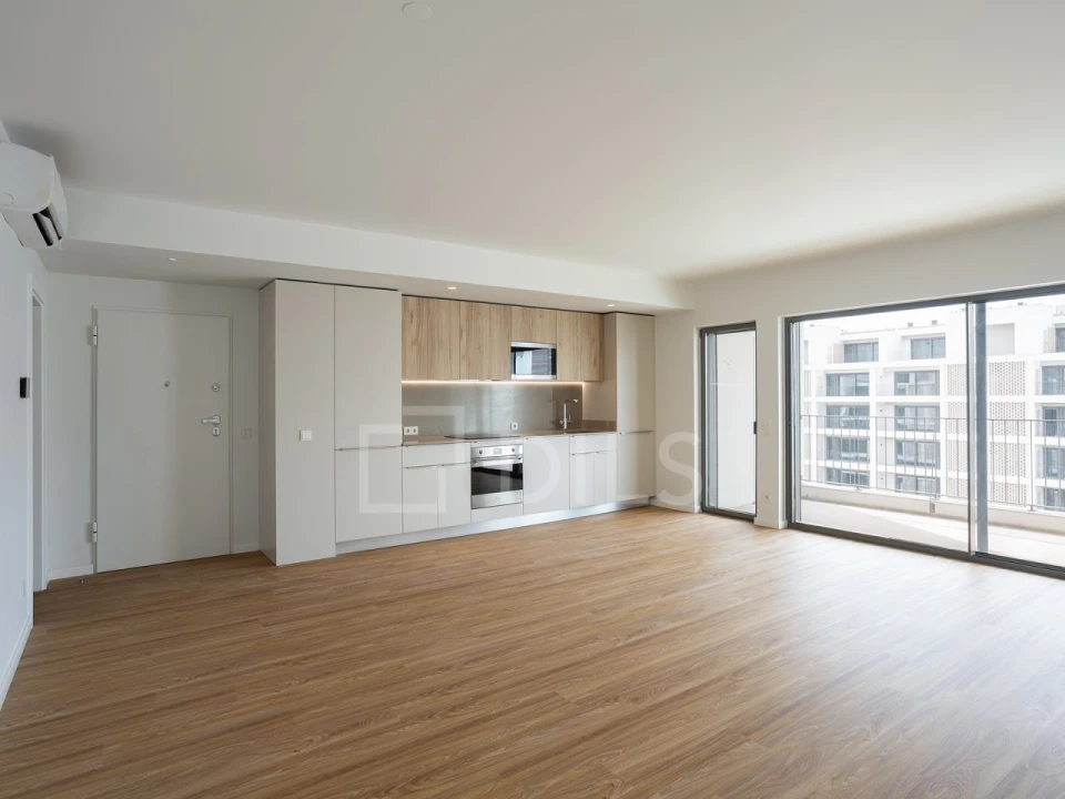 Apartamento T2 para Venda em Santo António dos Cavaleiros e Frielas Foto 5