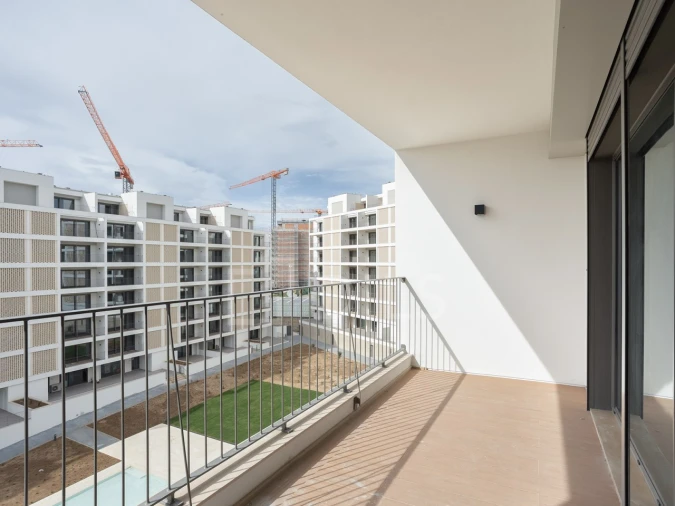 Apartamento T2 para Venda em Santo António dos Cavaleiros e Frielas Foto 3