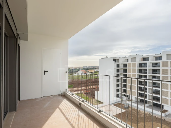 Apartamento T2 para Venda em Santo António dos Cavaleiros e Frielas Foto 17