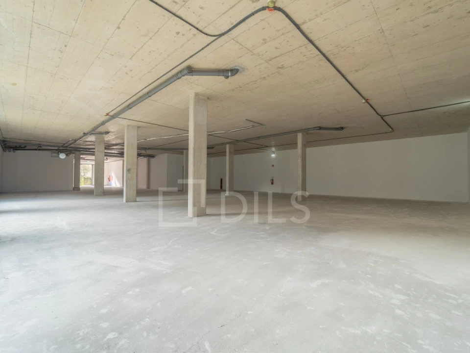 Loja para Arrendamento em São Mamede de Infesta e Senhora da Hora Foto 11