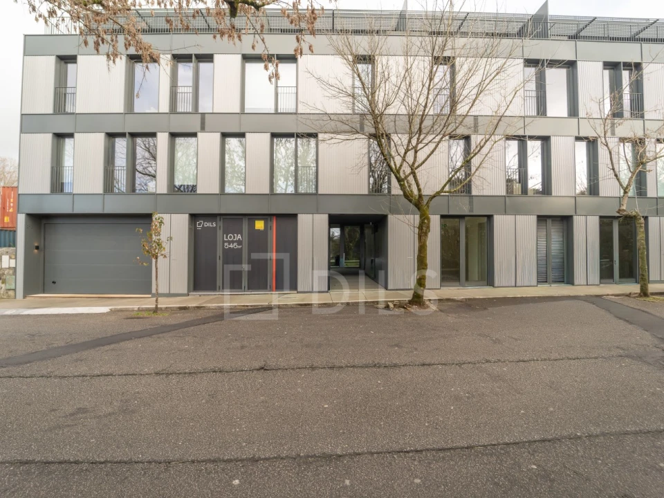 Loja para Arrendamento em São Mamede de Infesta e Senhora da Hora Foto 27