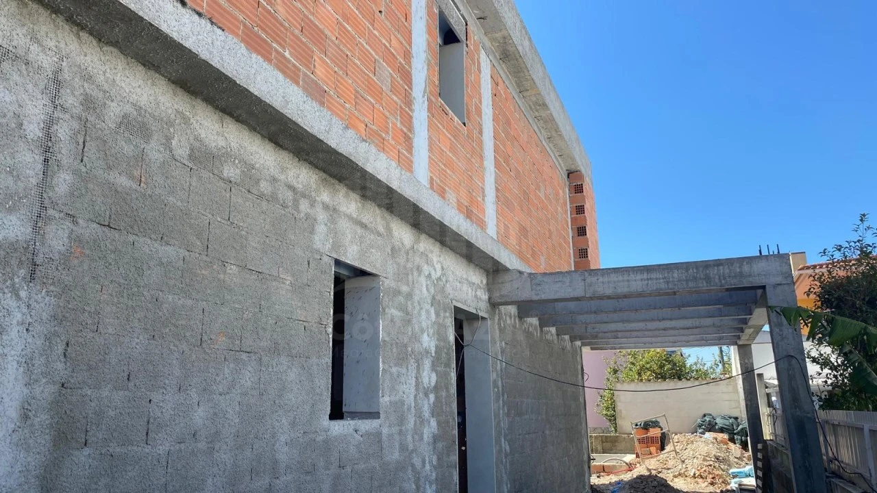 Moradia T4 para Venda em Fernao Ferro Foto 4