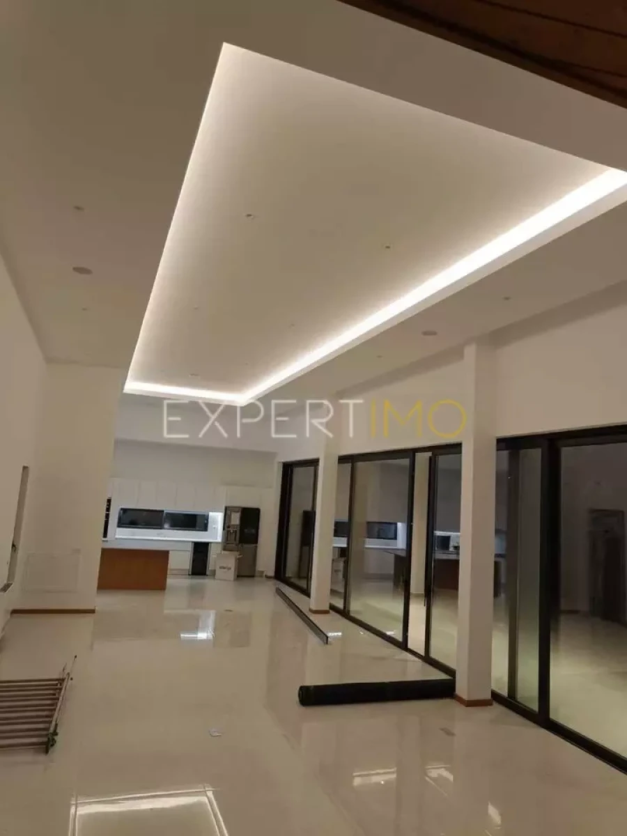 Moradia T4 para Venda em Loule (São Sebastião) Foto 14