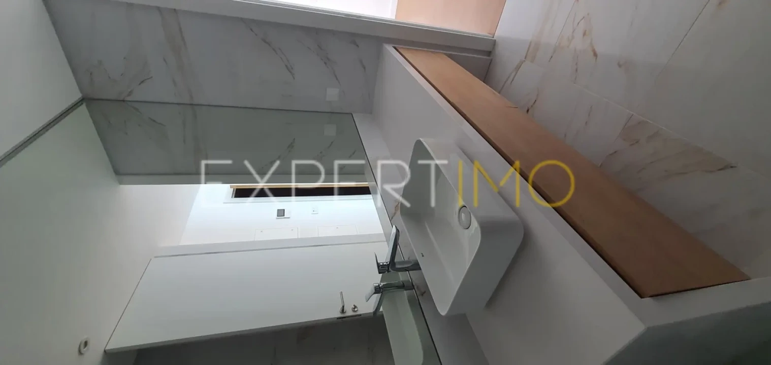 Apartamento T1 para Venda em São Martinho do Porto Foto 12