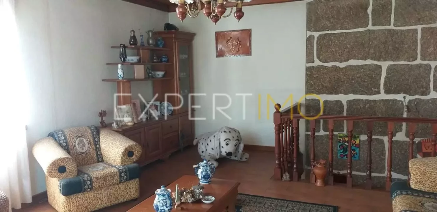 Quinta T4 para Venda em Lagos da Beira e Lajeosa Foto 17