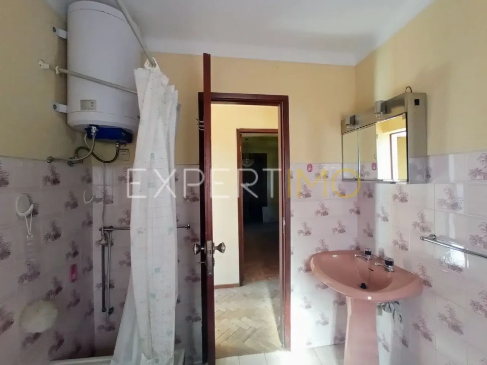 Moradia T3 para Venda em Linhares Foto 16