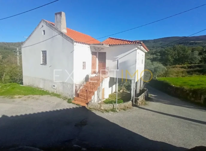 Moradia T3 para Venda em Linhares Foto 6