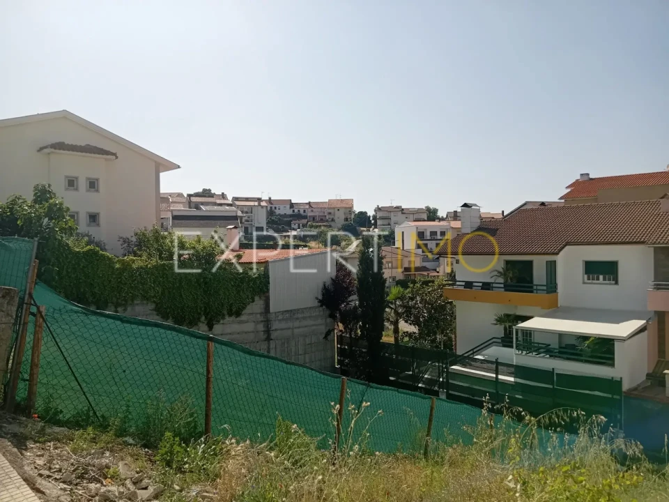 Terreno para Venda em São Pedro de Serracenos Foto 3