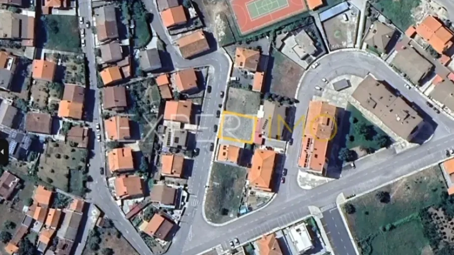 Terreno para Venda em São Pedro de Serracenos