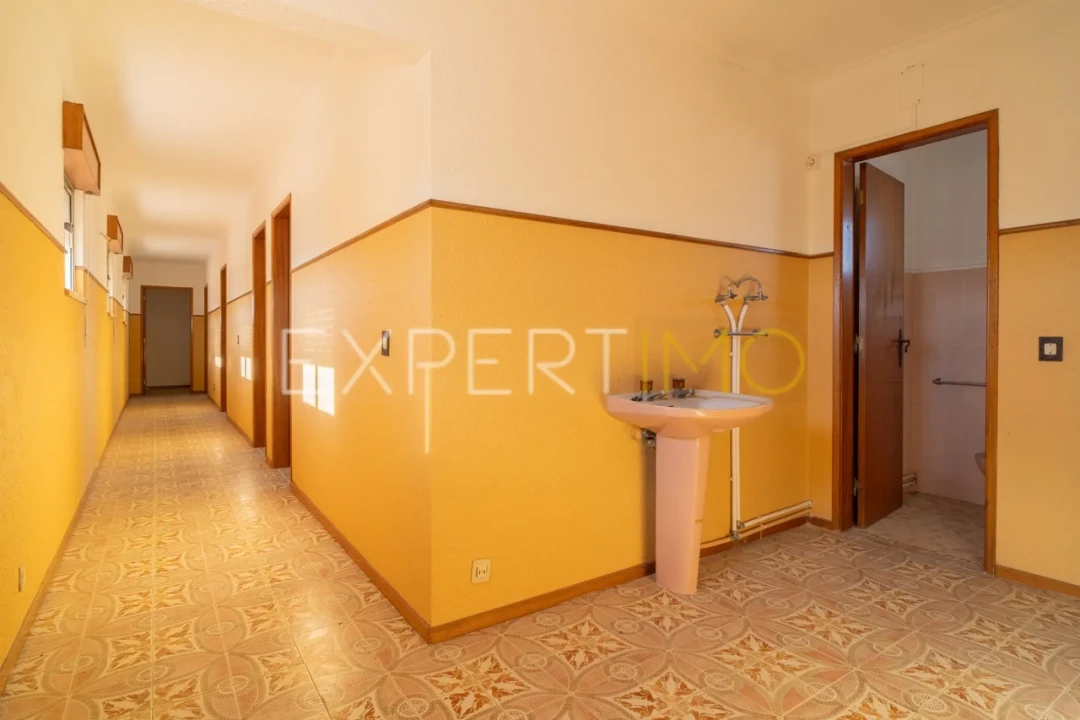 Loja para Venda em Carriço Foto 17