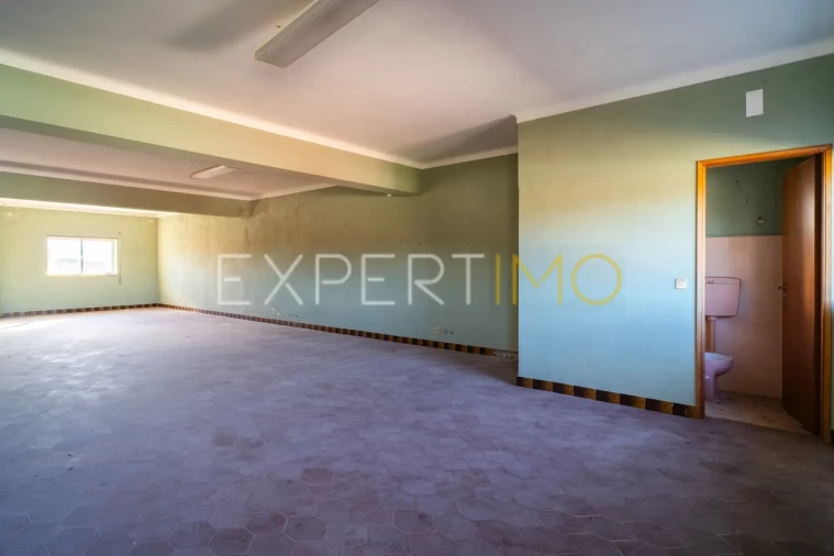 Loja para Venda em Carriço Foto 21