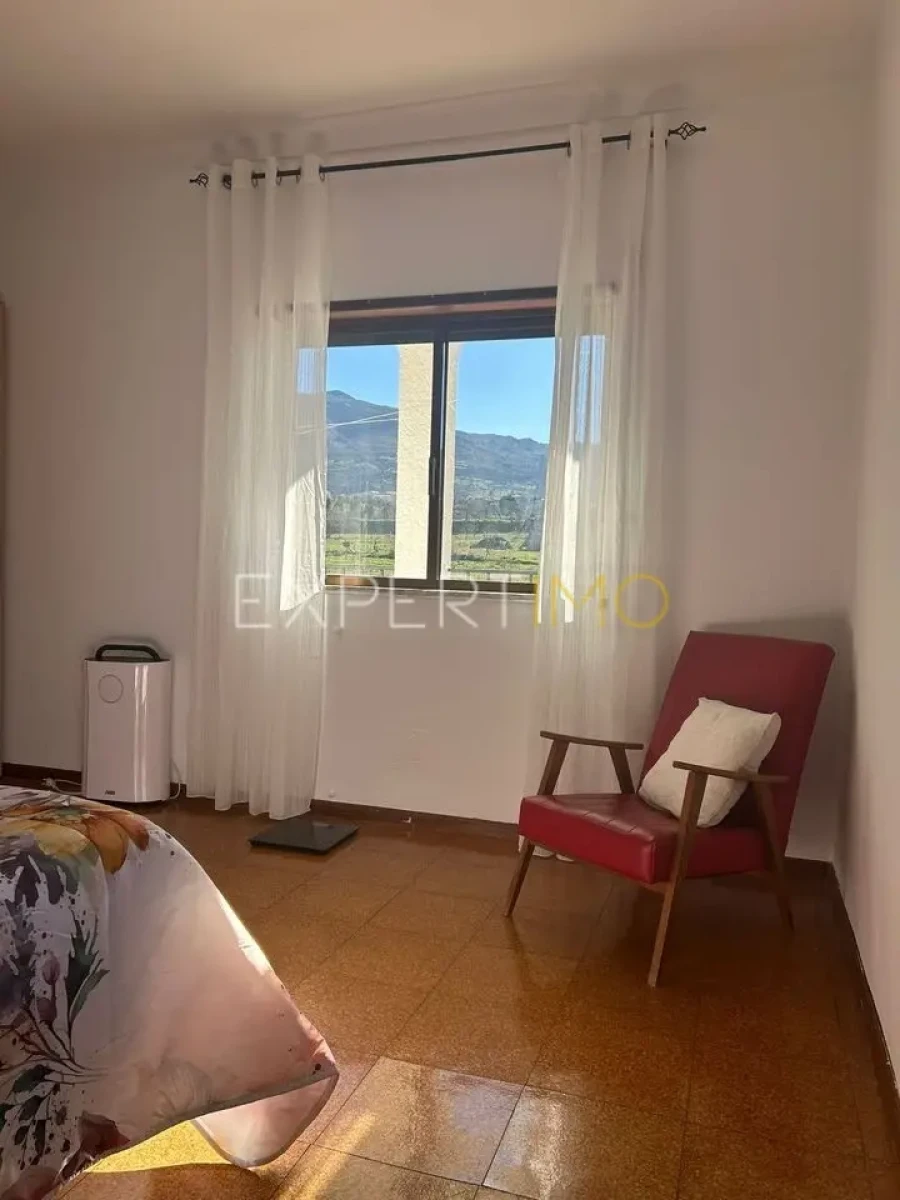 Moradia T5 para Venda em Figueiró da Serra e Freixo da Serra Foto 11