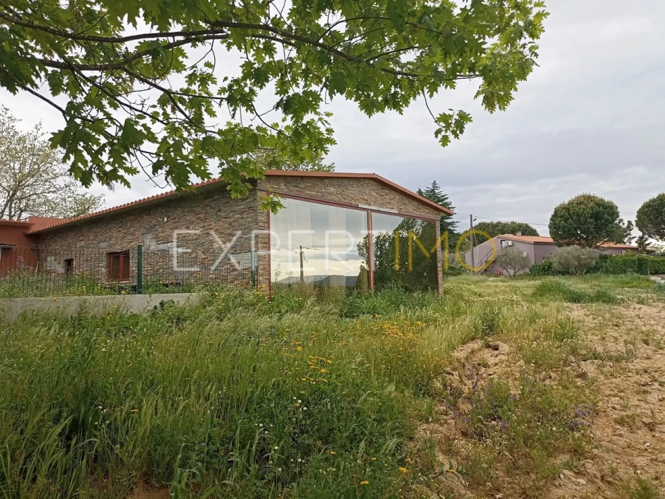 Moradia T8 para Venda em Caria Foto 23