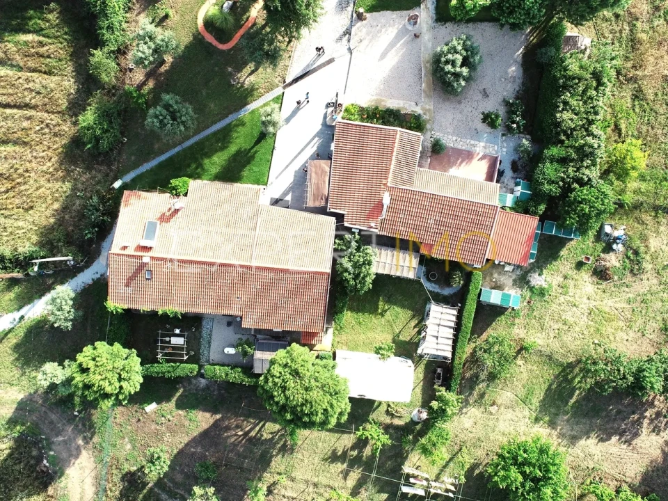 Moradia T8 para Venda em Caria Foto 48