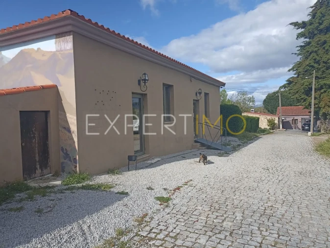 Moradia T8 para Venda em Caria Foto 11