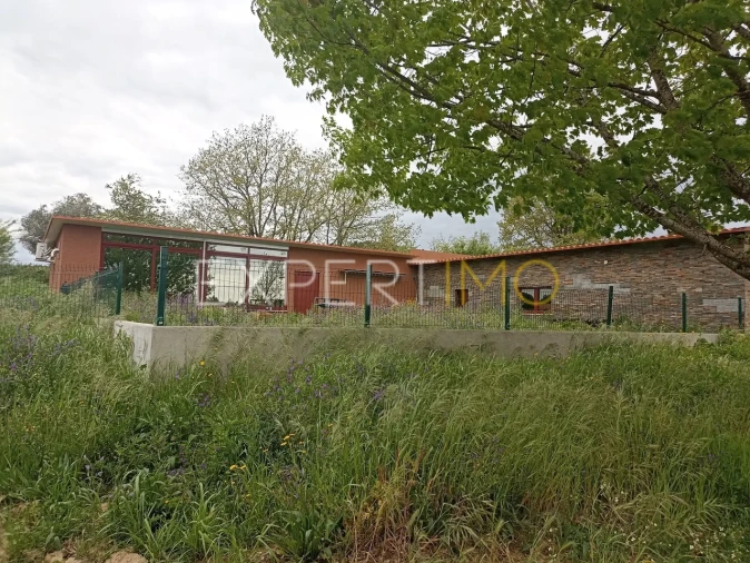 Moradia T8 para Venda em Caria Foto 25