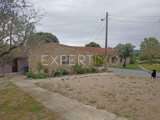 Moradia T8 para Venda em Caria Foto 33