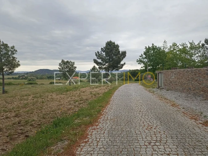 Moradia T8 para Venda em Caria Foto 39