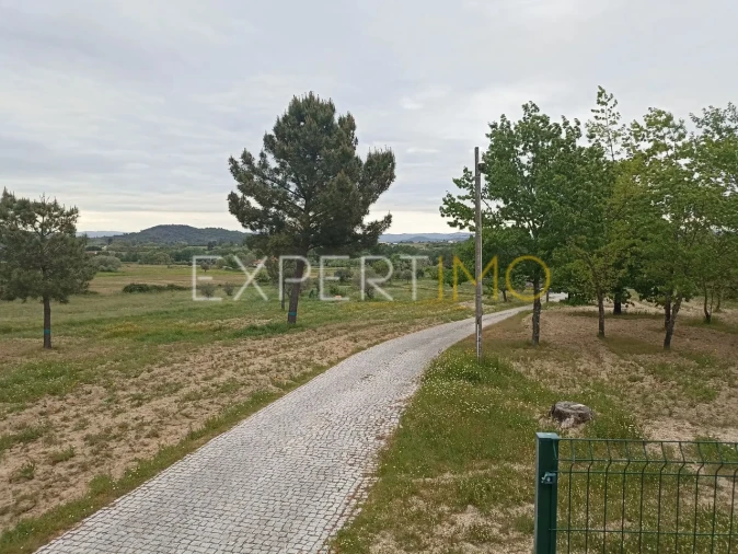 Moradia T8 para Venda em Caria Foto 41