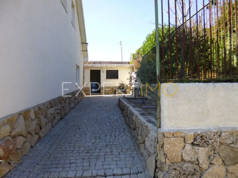 Moradia T3 para Venda em Aldeias e Mangualde da Serra Foto 8