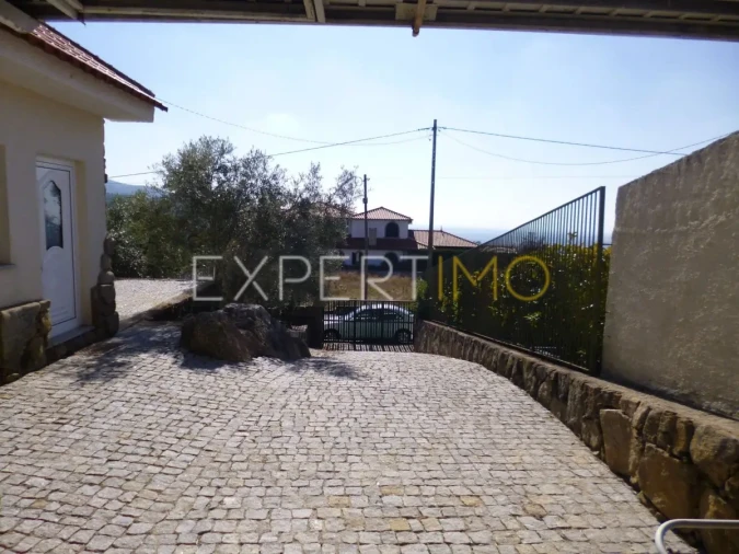 Moradia T3 para Venda em Aldeias e Mangualde da Serra Foto 12