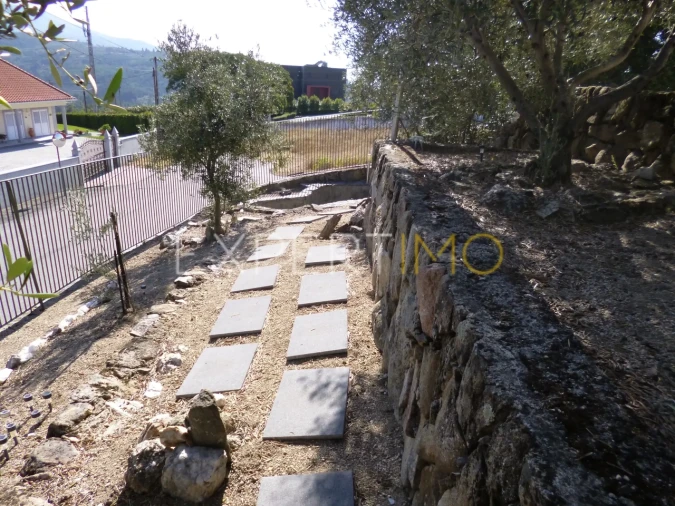 Moradia T3 para Venda em Aldeias e Mangualde da Serra Foto 9