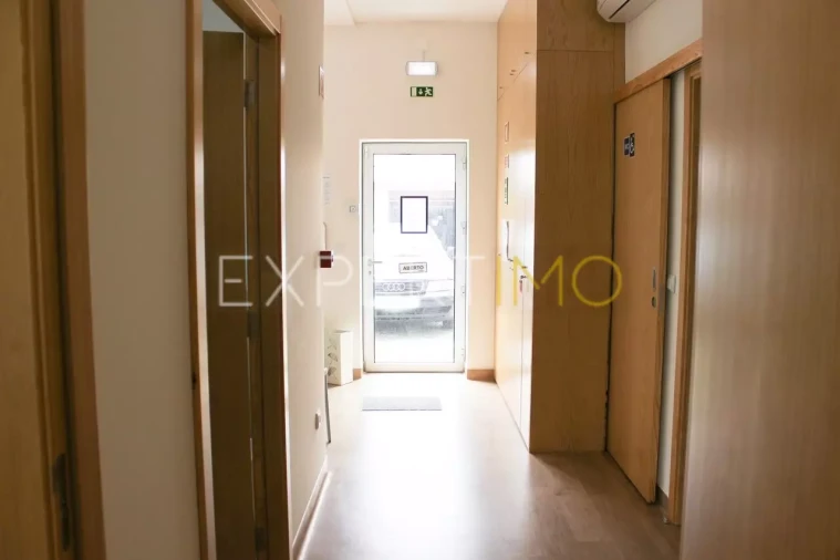 Escritório para Venda em Eiras e São Paulo de Frades Foto 6