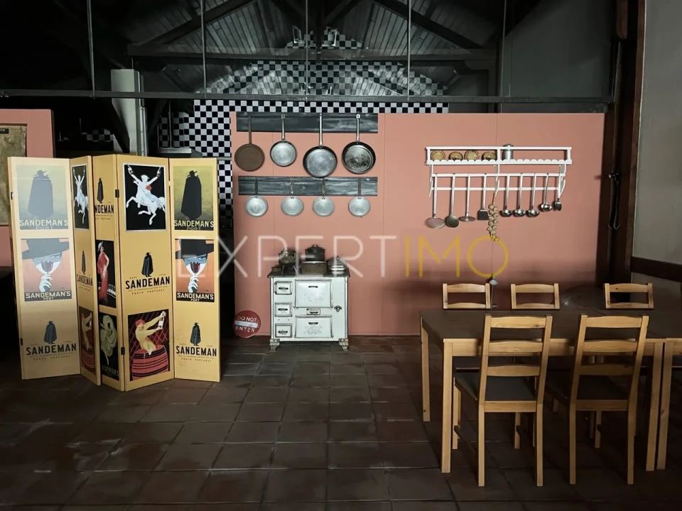 Loja para Venda em Taveiro, Ameal e Arzila Foto 9