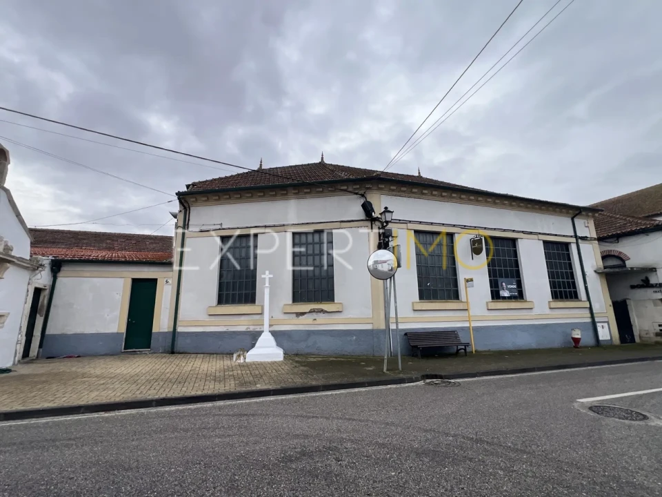 Loja para Venda em Taveiro, Ameal e Arzila Foto 18