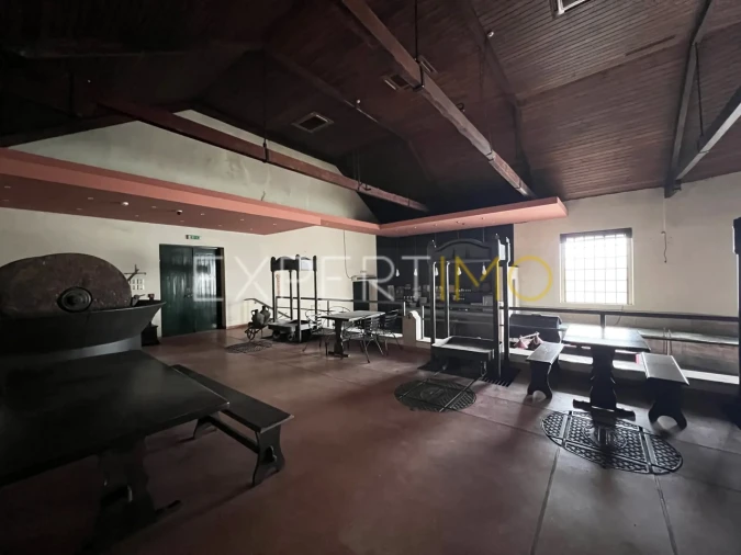 Loja para Venda em Taveiro, Ameal e Arzila Foto 4