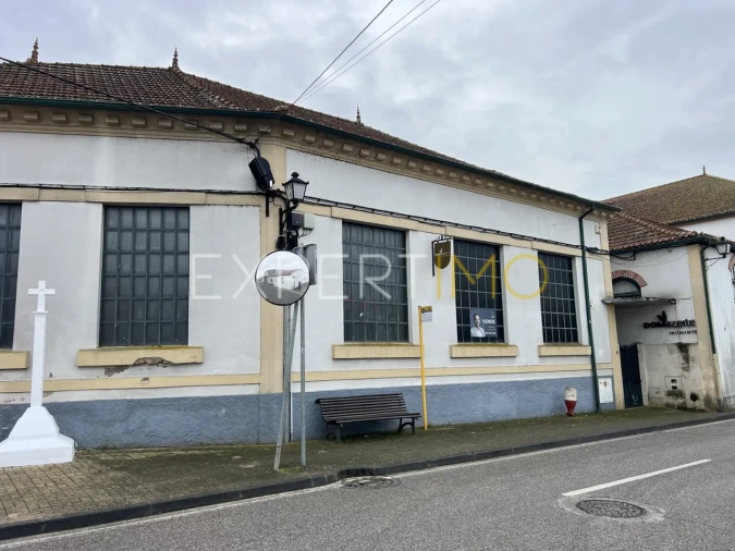 Loja para Venda em Taveiro, Ameal e Arzila Foto 19