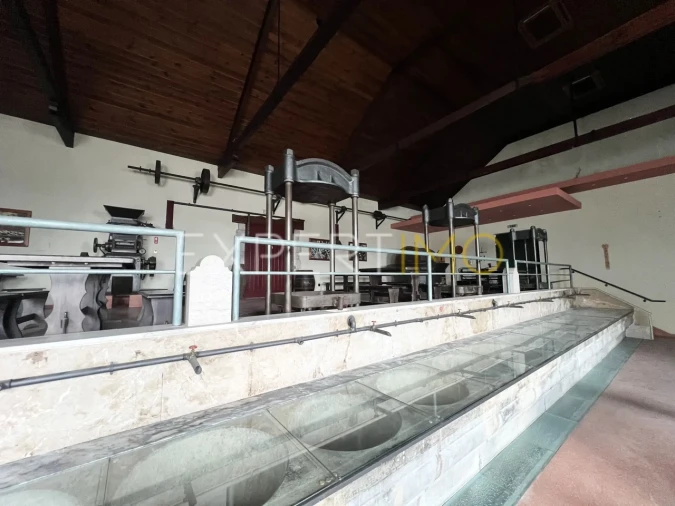 Loja para Venda em Taveiro, Ameal e Arzila Foto 23