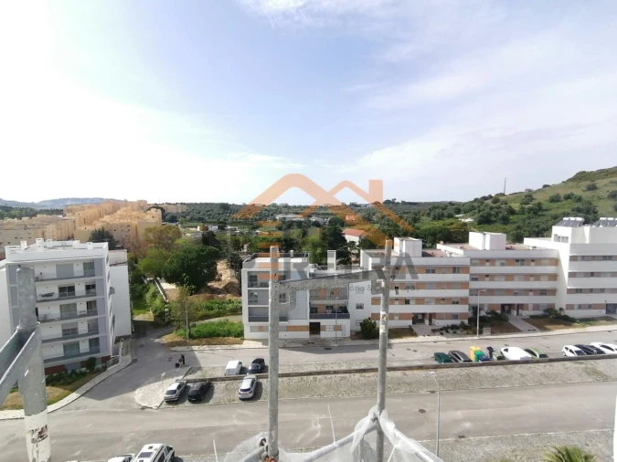 Apartamento T2 para Venda em Camarate, Unhos e Apelação Foto 2