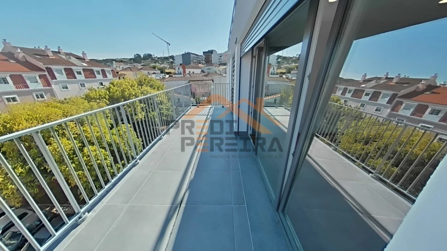Apartamento T3 para Venda em Loures Foto 2