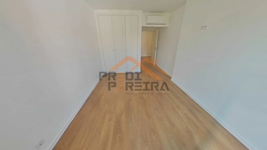 Apartamento T3 para Venda em Loures Foto 18