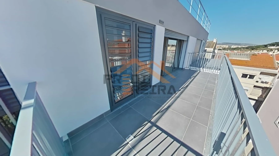 Apartamento T3 para Venda em Loures Foto 25