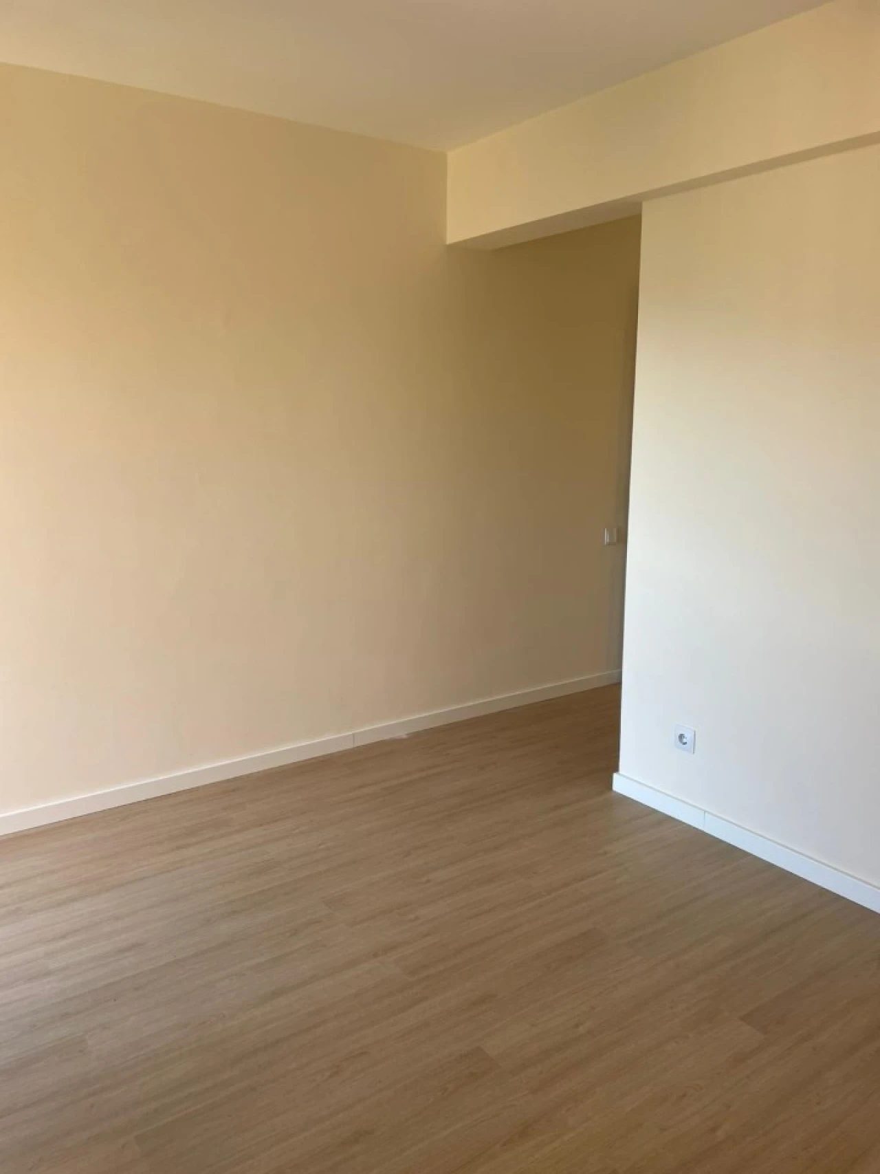 Apartamento T2 para Venda em Algueirão-Mem Martins Foto 3