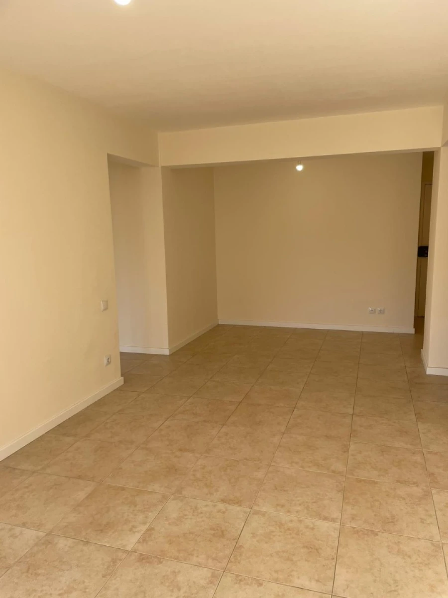 Apartamento T2 para Venda em Algueirão-Mem Martins Foto 5
