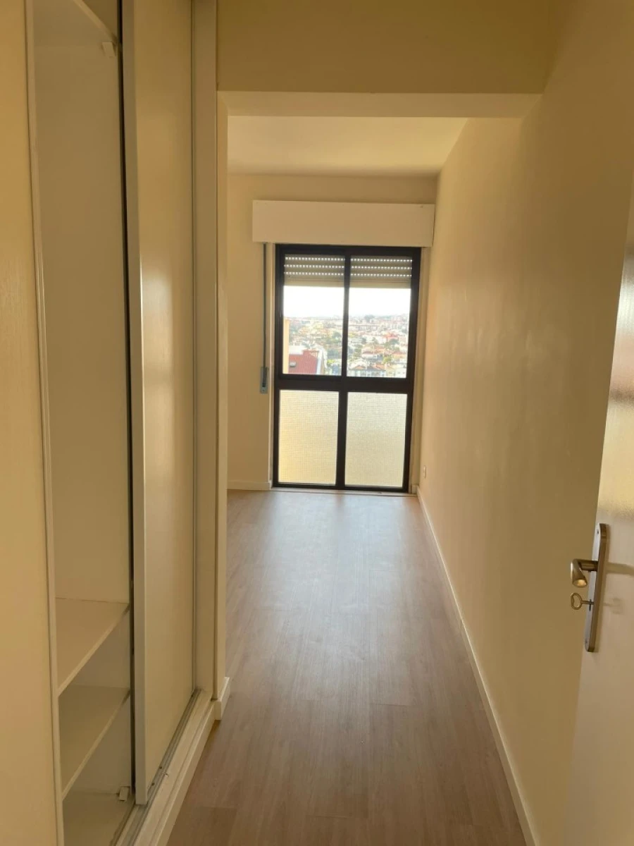 Apartamento T2 para Venda em Algueirão-Mem Martins Foto 22
