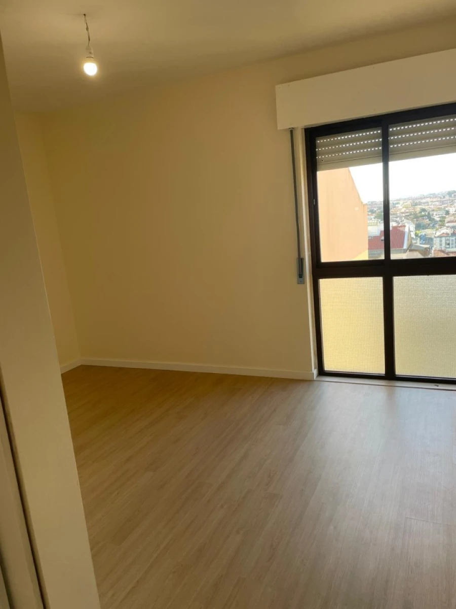 Apartamento T2 para Venda em Algueirão-Mem Martins Foto 23