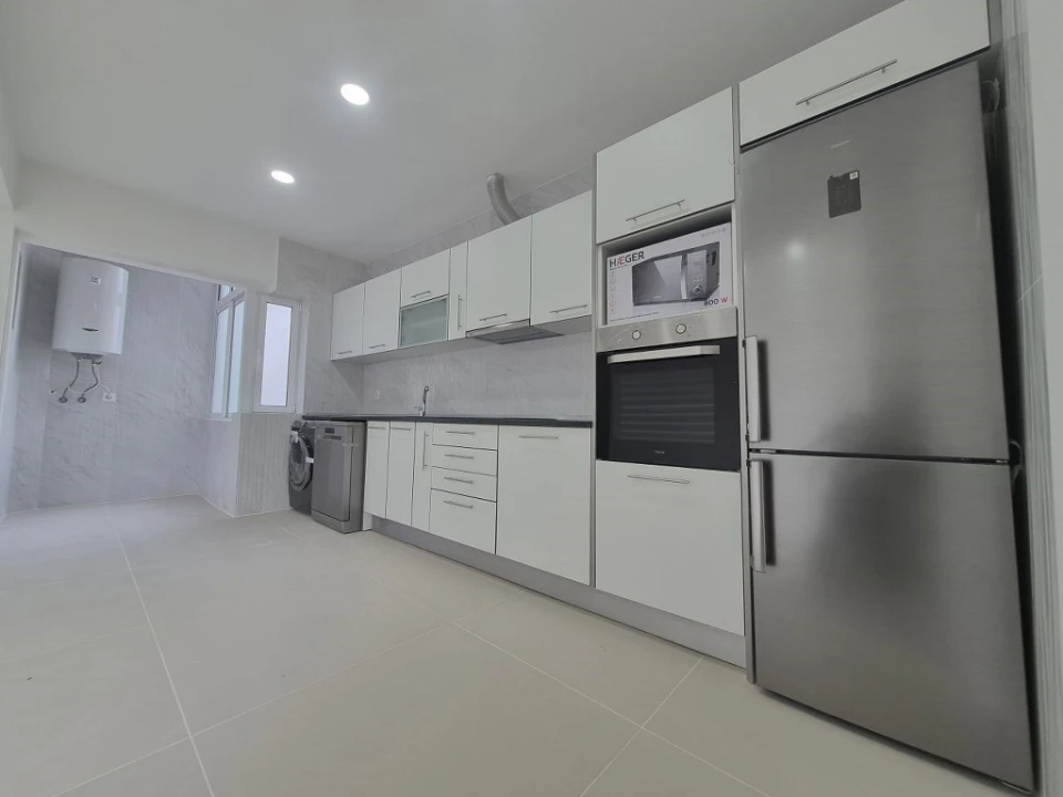 Apartamento T2 para Venda em Laranjeiro e Feijó Foto 32