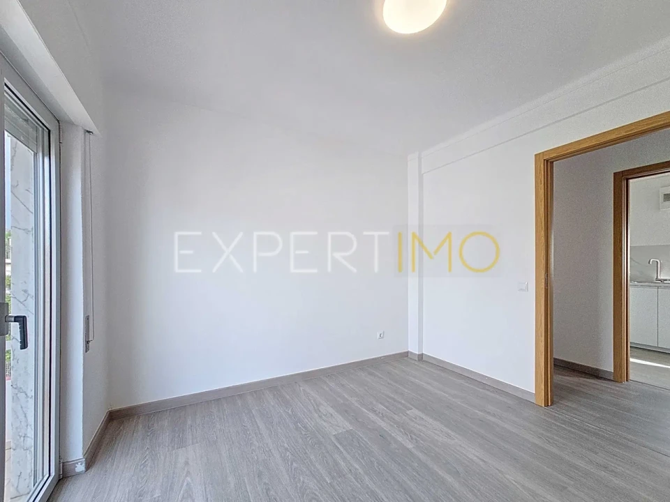 Apartamento T3 para Venda em Portimão Foto 17